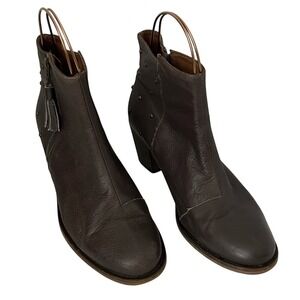 Eric Michael Brown Soft Leather Ankle Booties With Studs Size 40